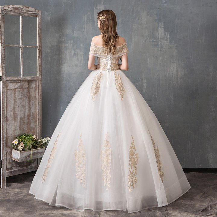 Light flat shoulder beautiful simple wedding dress for women