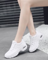 Thick crust large yard shake shoes air cushion shoes for women