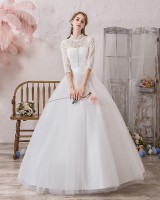 Starry sky beautiful luxurious bride wedding dress