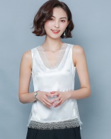 Lace spring and summer wears outside real silk vest