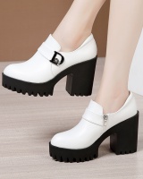 Thick large yard shoes round high-heeled platform