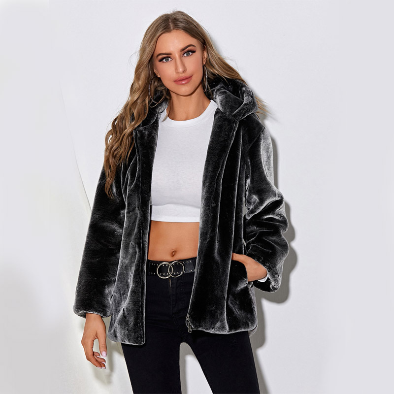 Thick winter waistcoat black European style fur coat