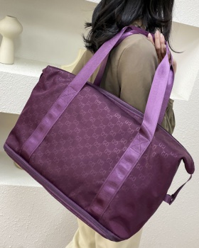 Shoulder portable high capacity simple travel bag for women