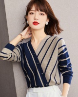 Splice stripe bottoming shirt Western style sweater