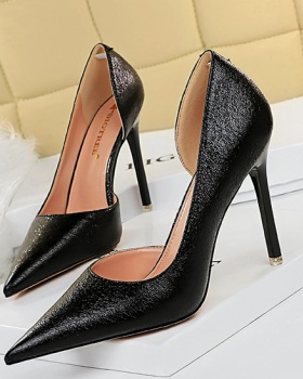 Slim pointed fine-root high-heeled sexy hollow shoes