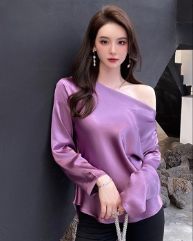 Loose strapless wear oblique collar tops for women