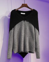 Loose slim fashion sweater Pseudo-two Cover belly tops