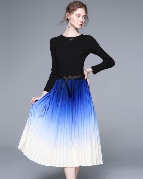 Mixed colors splice knitted pleated dress