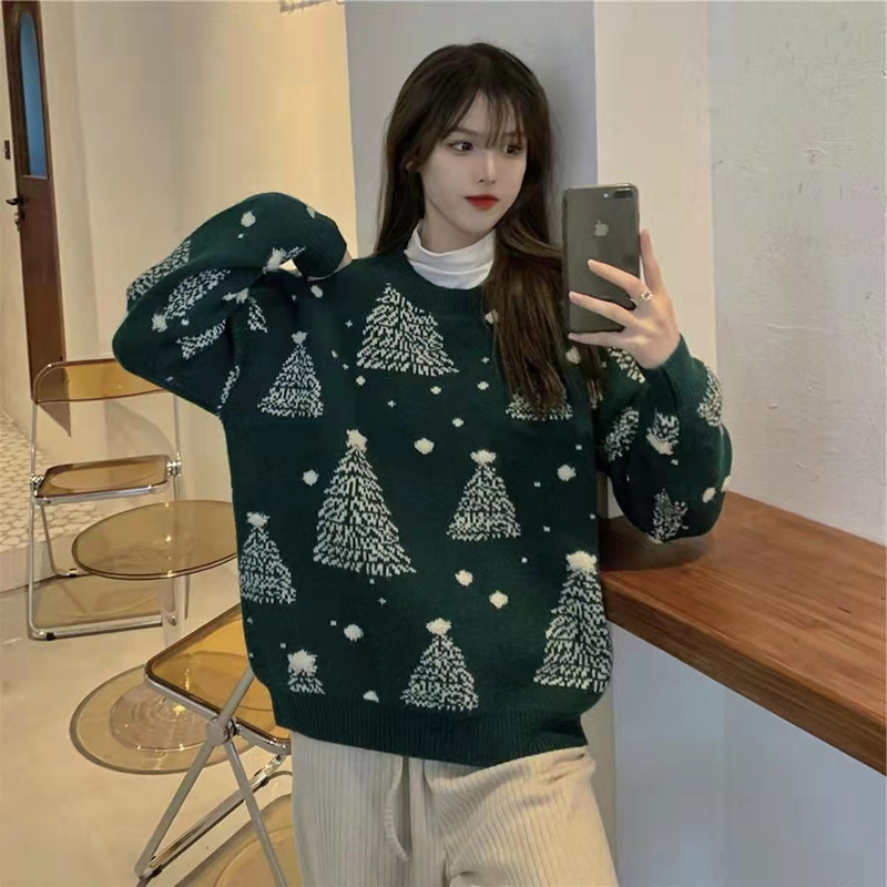 Long sleeve snowflake wears outside sweater for women