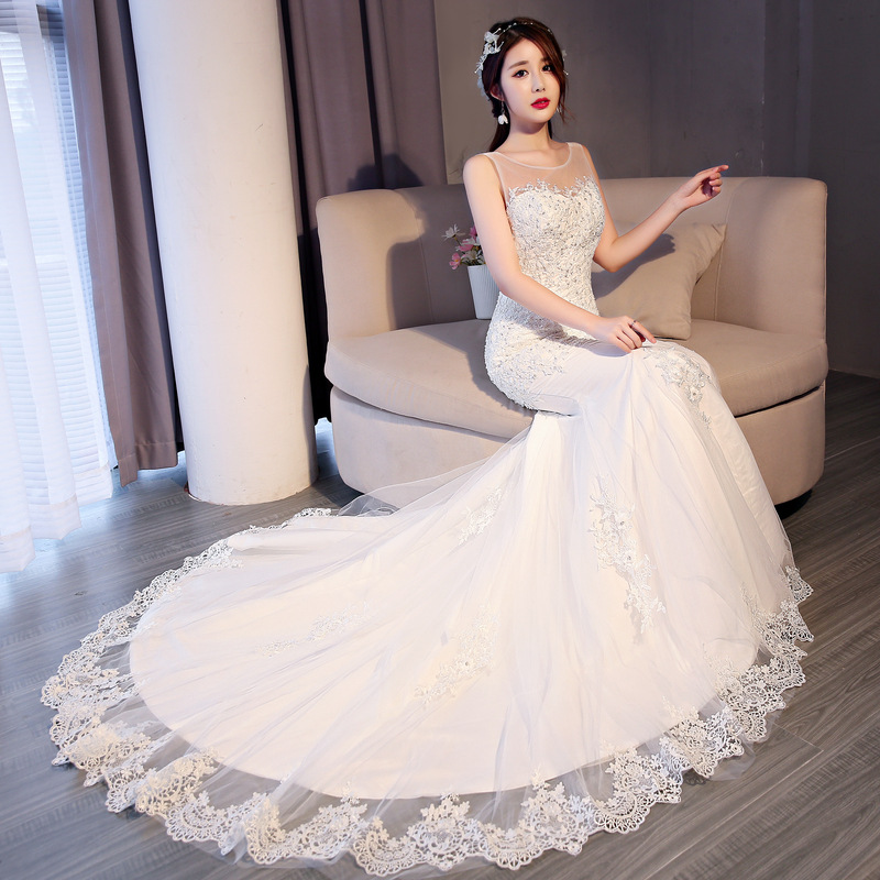 Small trailing formal dress wedding dress for women