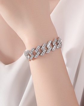 Street European style fashion bracelets for women