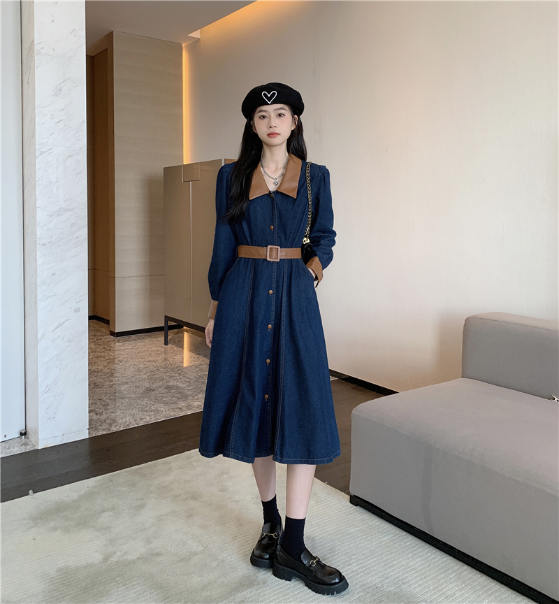 Pinched waist navy-blue single-breasted large yard dress