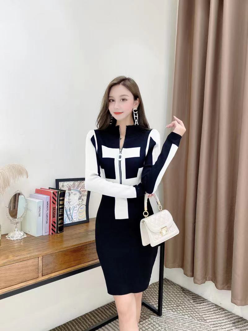 Package hip autumn and winter knitted stripe splice dress