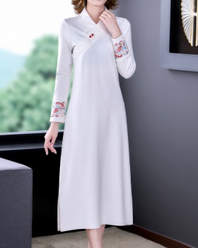 Long cotton dress knitted embroidery cheongsam