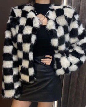 Hairy black-white fur coat plaid short coat for women