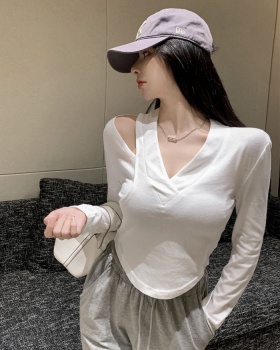 All-match thin V-neck slim knitted pullover bottoming shirt