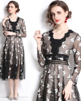 Spring slim elegant embroidery dress for women