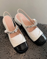 Thick pearls chain maiden sandals