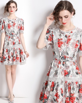 Court style lace printing with belt dress