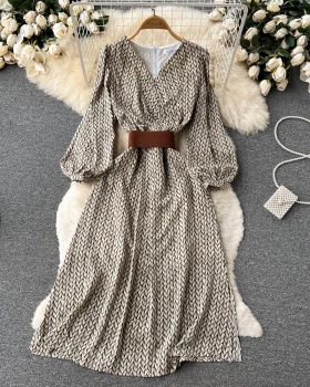 V-neck pinched waist spring and autumn dress for women