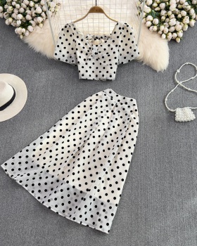 Pleated short tops polka dot skirt 2pcs set for women
