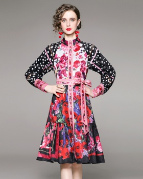 With belt printing European style cstand collar dress
