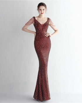 Mermaid V-neck sequins long temperament queen banquet dress