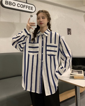 Vertical stripes neutral Casual printing shirt for women