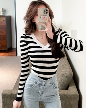 Pullover puff sleeve stripe knitted sweater for women