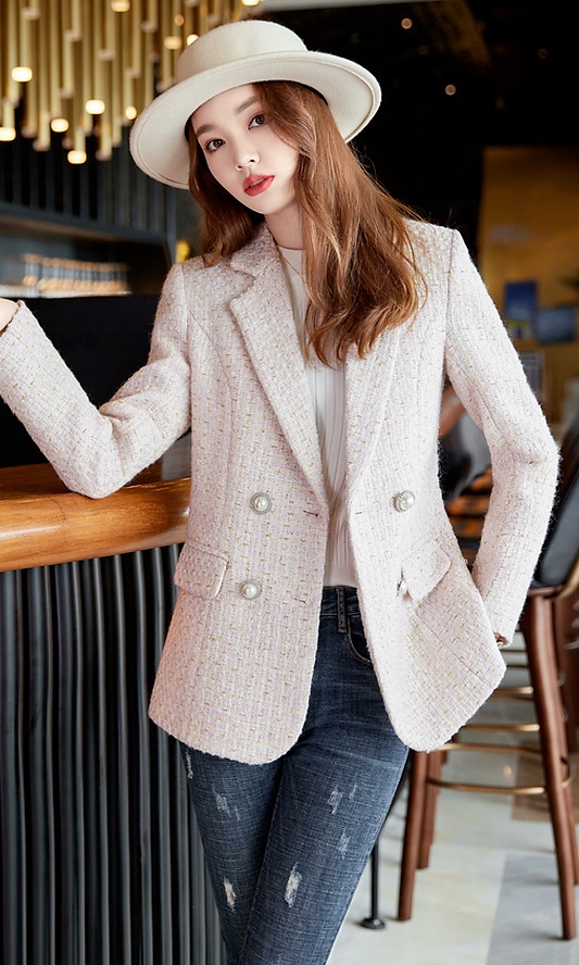 Woolen fashion and elegant business suit autumn overcoat