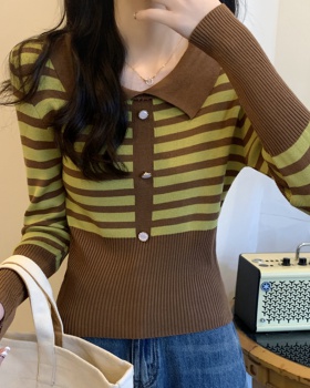 Autumn and winter Korean style sweater stripe retro tops