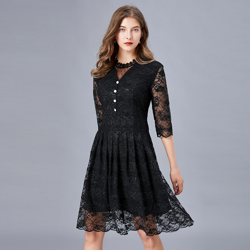Middle-aged temperament hollow V-neck lace dress