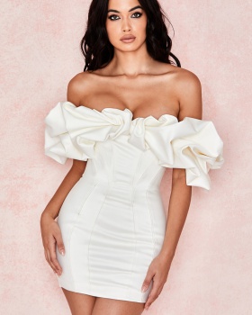 Pure strapless wrapped chest slim dress